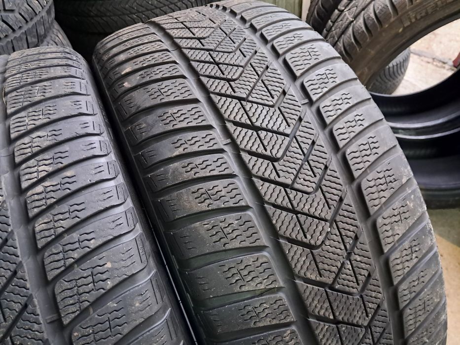 Anvelope second iarna 275 40 R21 Pirelli RFT 6.4mm 2021