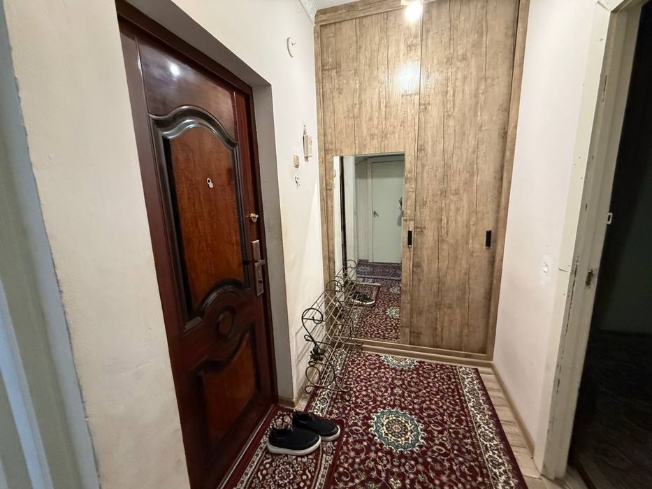 Алгоритм 30.  2 х комнатная Срочно Продается