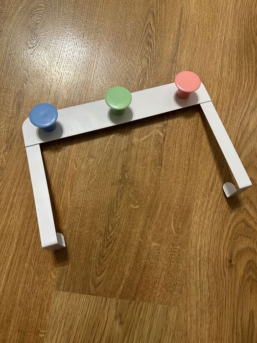 Вешалка на дверь