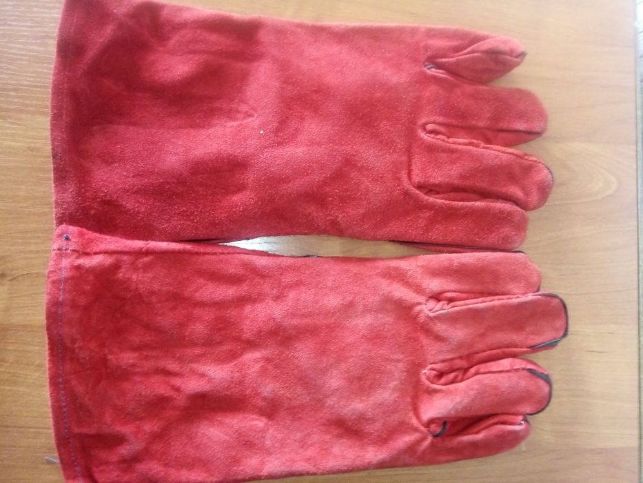 Продам сварочный краги.