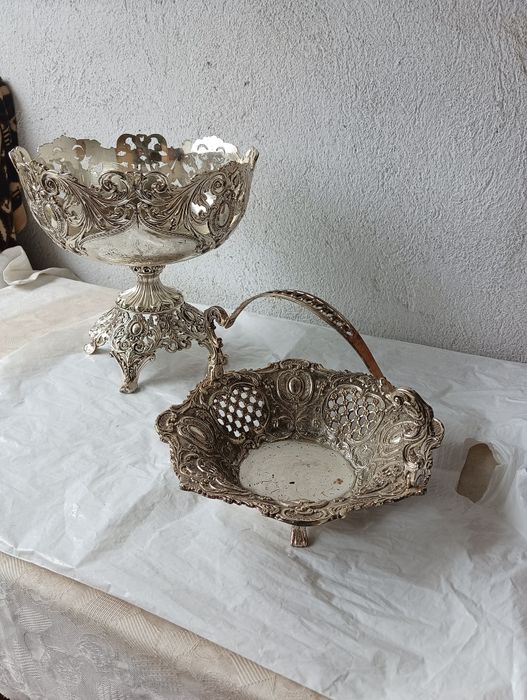 Продам вазочки .