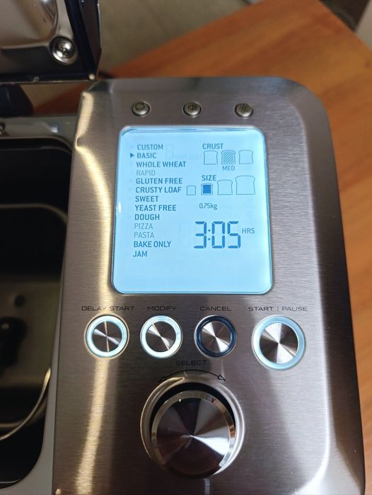 Хлепобечь BORK X800