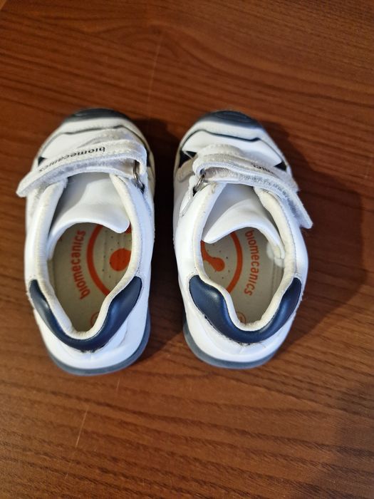 Vand adidași Biomechanics mărimea 21 Alb