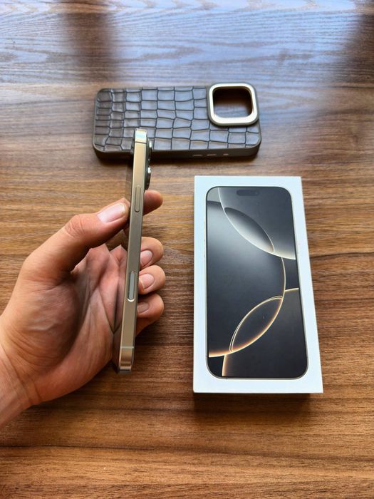 Iphone 16 pro max 1 Tb Natural Titan ideal sotiladi srochno!