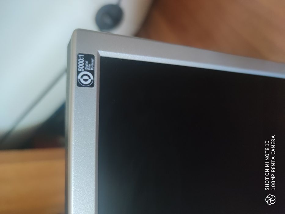 Monitor LCD LG L194WT-SF 19 inch 5ms