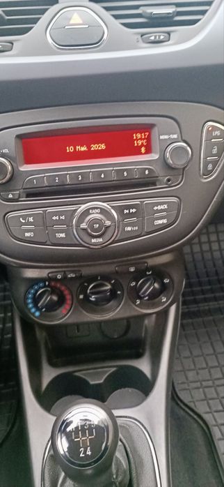 OPEL Corsa E 1.4 ECOTEC 2019