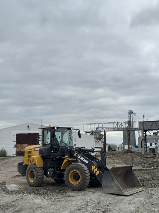 Услуги фронтального погрузчика