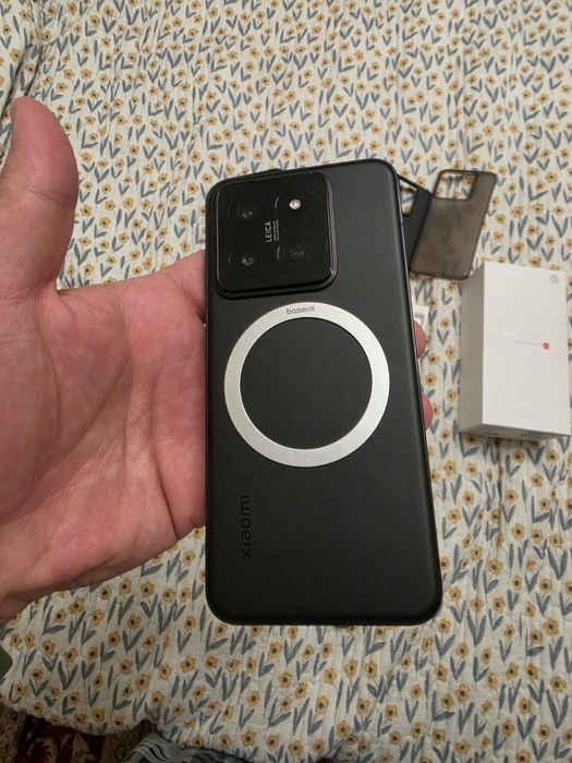 Xiaomi 14.  16/512 GB Black