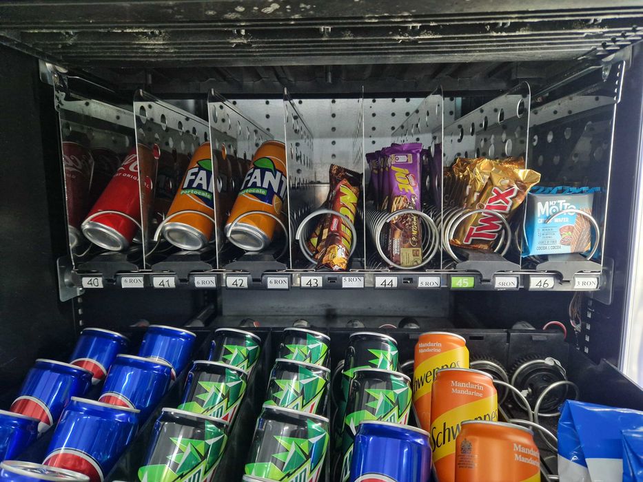 Automat Vending  Necta Sfera
