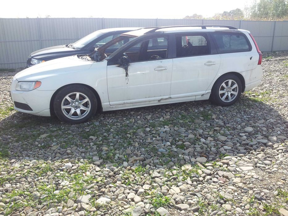 Piese si accesorii pentru Volvo V70  an fabricatie  2000-2016