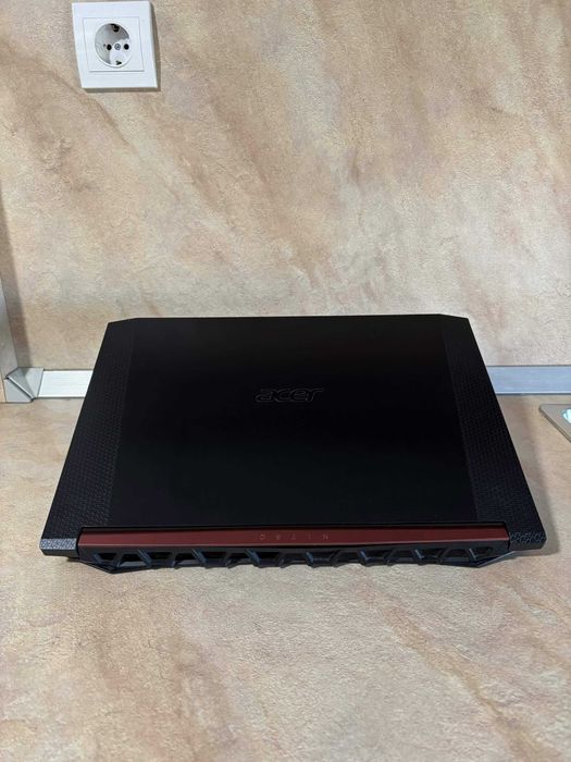 Лаптоп Acer nitro 5