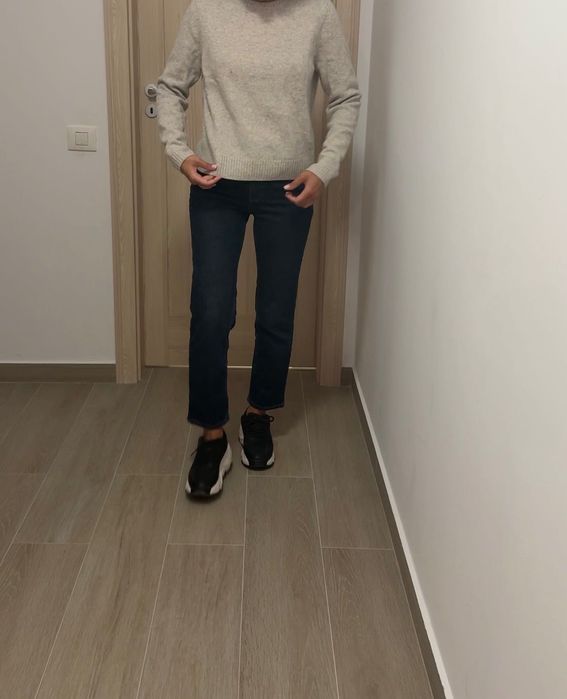 I wanna sell some clothes