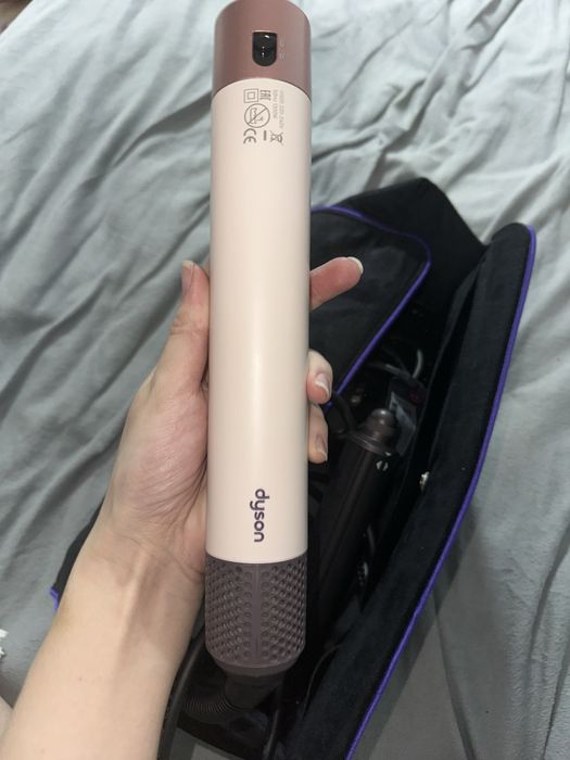 Продаю дайсон оригинал