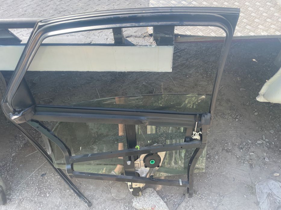 Части от Ауди а6 ц5