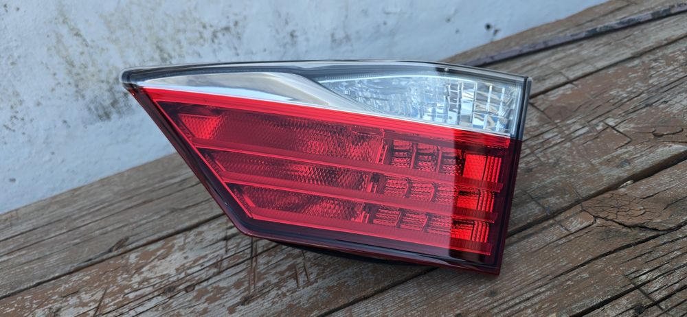 LEXUS ES 250. Задний габаритный фара.
