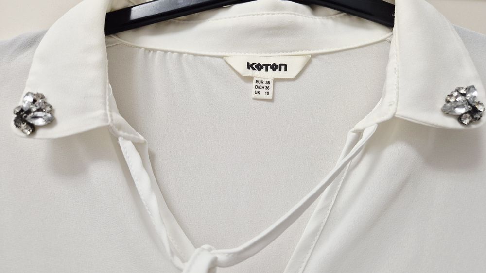 Bluză office cu guler cu fluturași