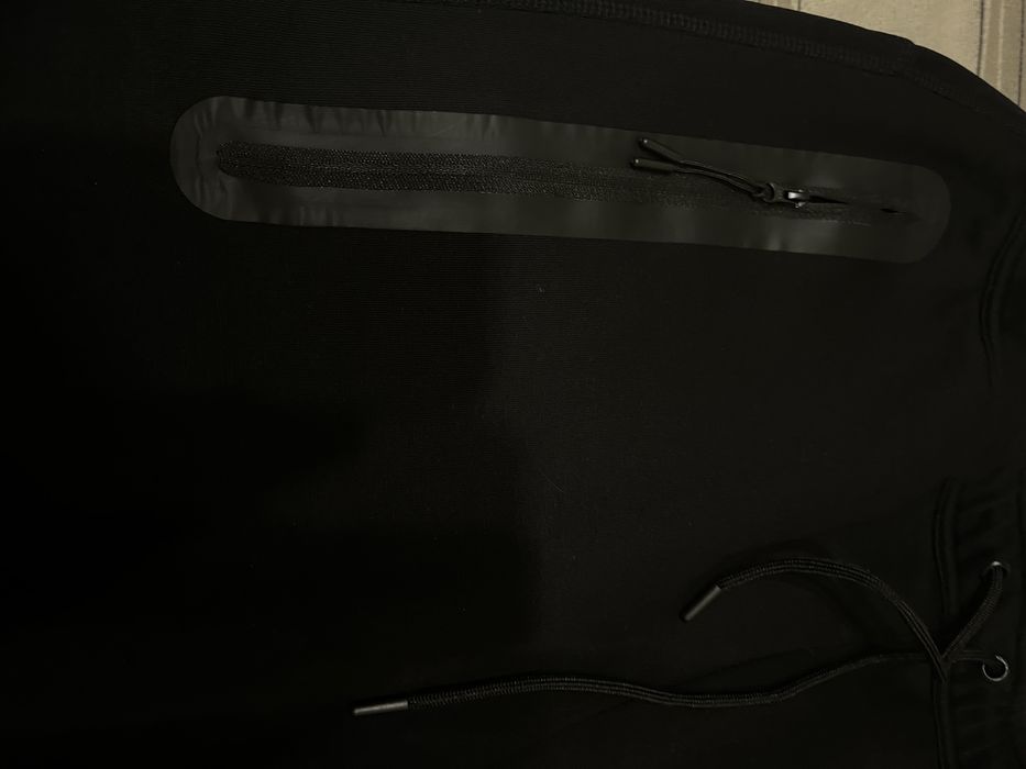 *ЧИСТО НОВ* Nike Tech Fleece Windrunner