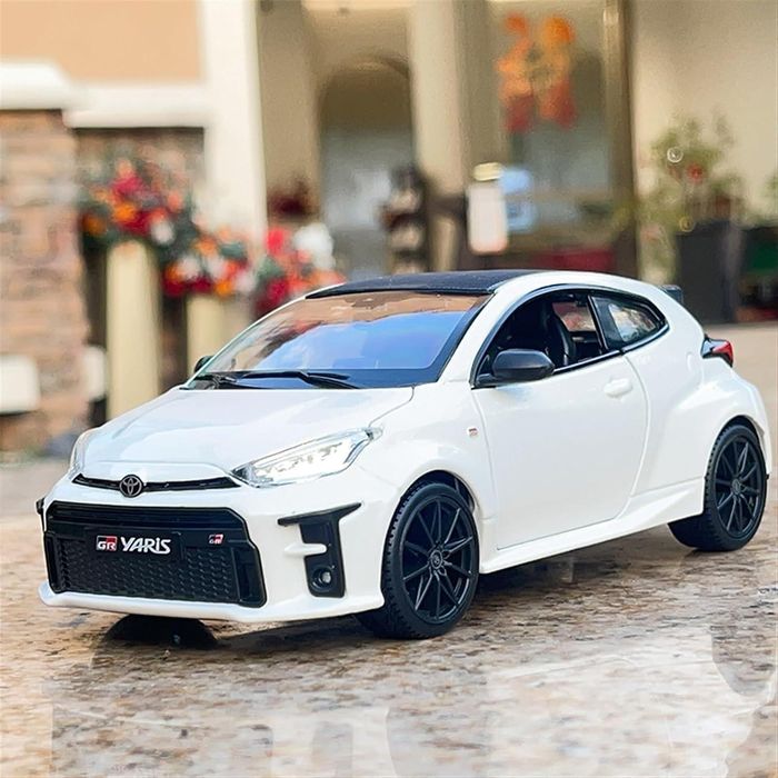 Maisto sp edition кола 2021 toyota gr yaris 1:24 два цвята