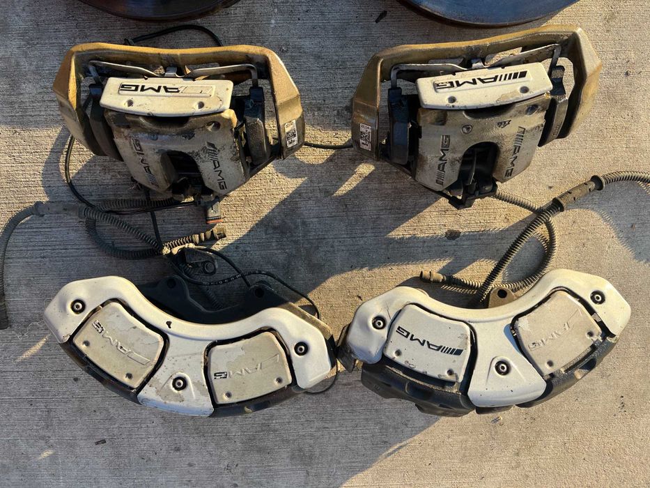 Дискове с накладки Предни и Задни Спирачни апарати MERCEDES CL63 AMG