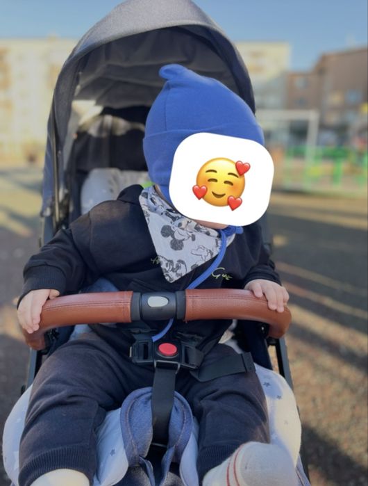 Продам прогулочную коляску Скилмакс