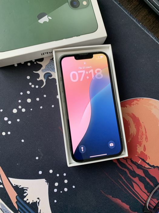 iPhone 13 128гб идеал