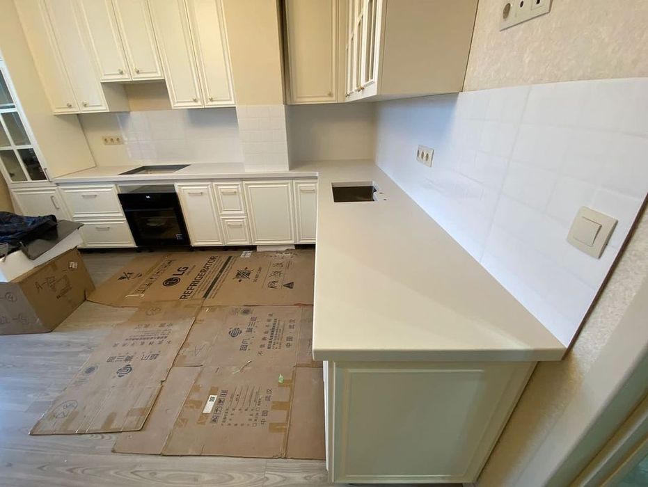 Столешницы,кварц,акрил,кухонный гарнитур,гранит,мрамор,керамогранит