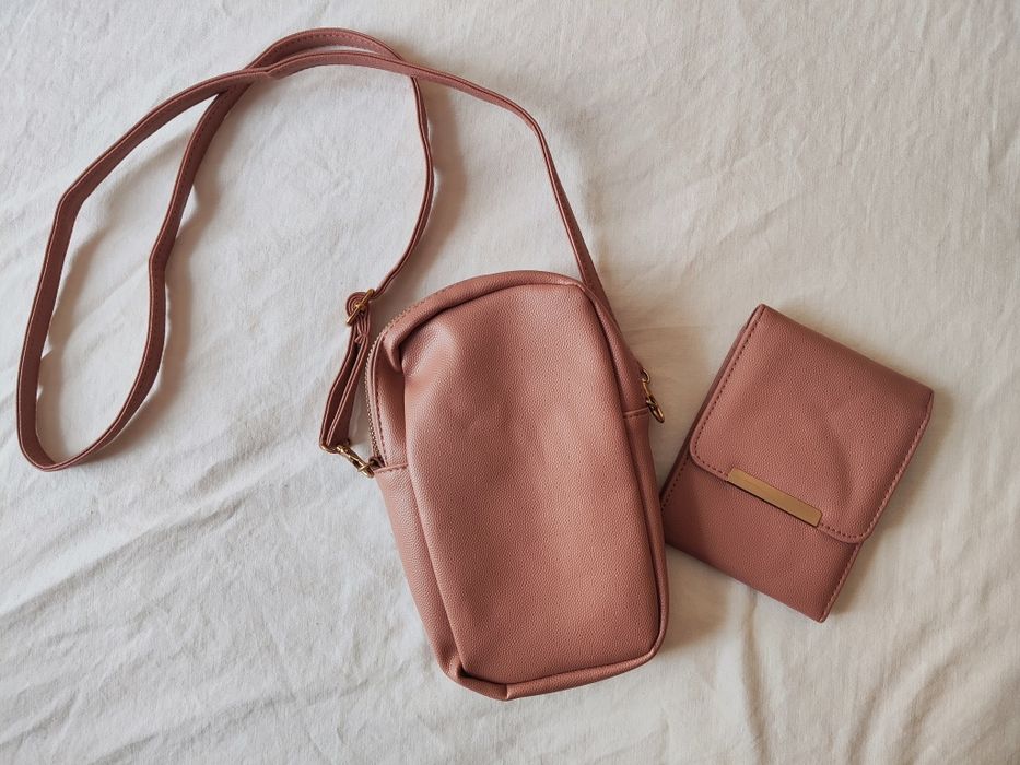 Чантичка за телефон и портмоне