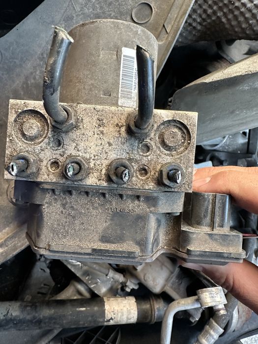 Abs модул Абс за Vw Sharan 2.0 tdi 2012г 7n0614109 N