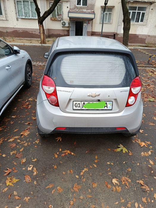 Продается Спарк 1 позиция в хорошем состоянии количество хозяев 2