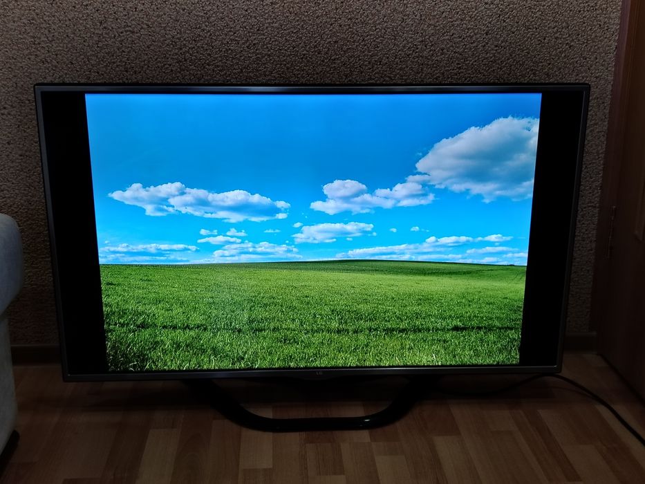 Продам телевизор LG