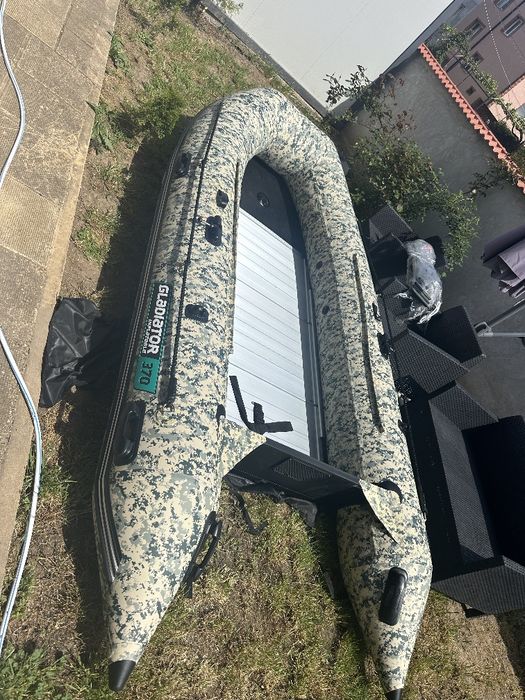 Gladiator Надуваема лодка B370AL Camo Digital 370 cm