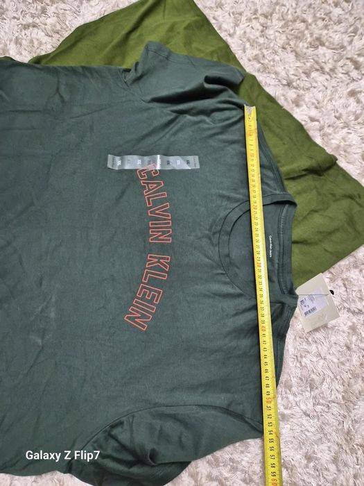 Vind Tricou Calvin Klein xxl