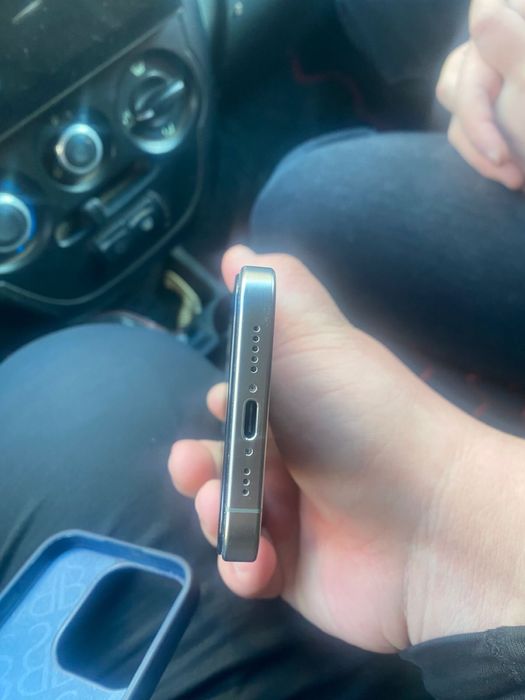 Iphone 15 pro 256gb 87% в идеале