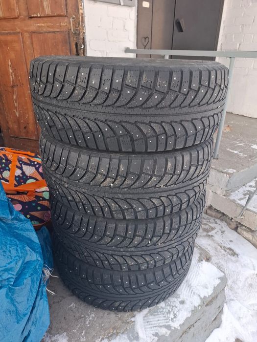 Продам шины 235/55 Р 18