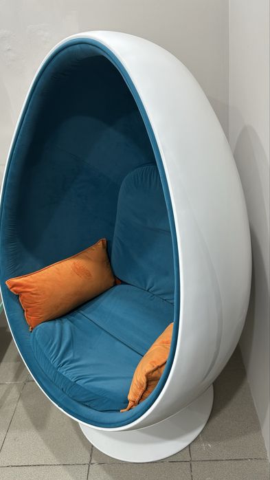 Кресло яйцо синий