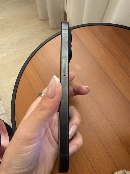 Iphone 15 pro 256gb продам