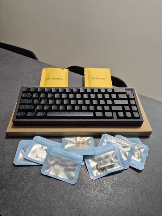 Meletrix Zoom65 V3  - Tastatura Mecanica din Aluminiu