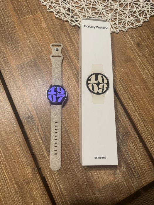 SAMUNG WATCH 6 40 mm Gold