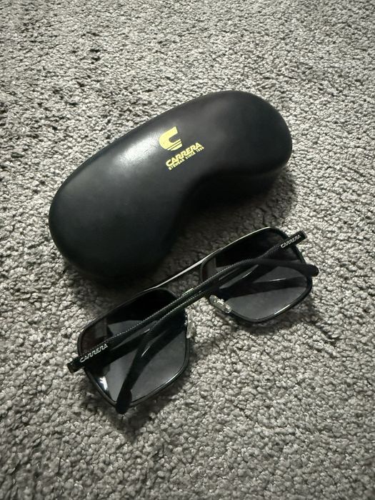 Ochelari de soare Carrera