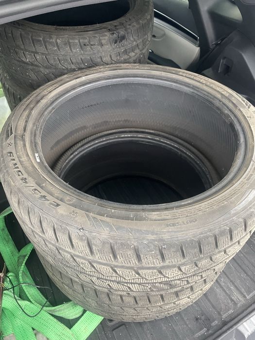 19 зимни балон сотлвоти,чотки,кам юрган 245/45/19 нархи 1.8млн,келшамз