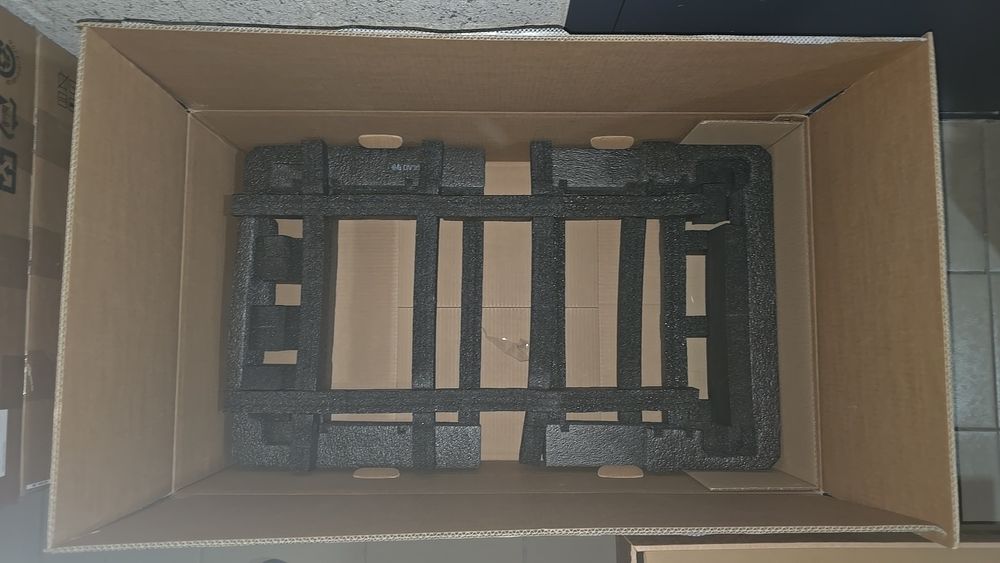 Коробки от серверов