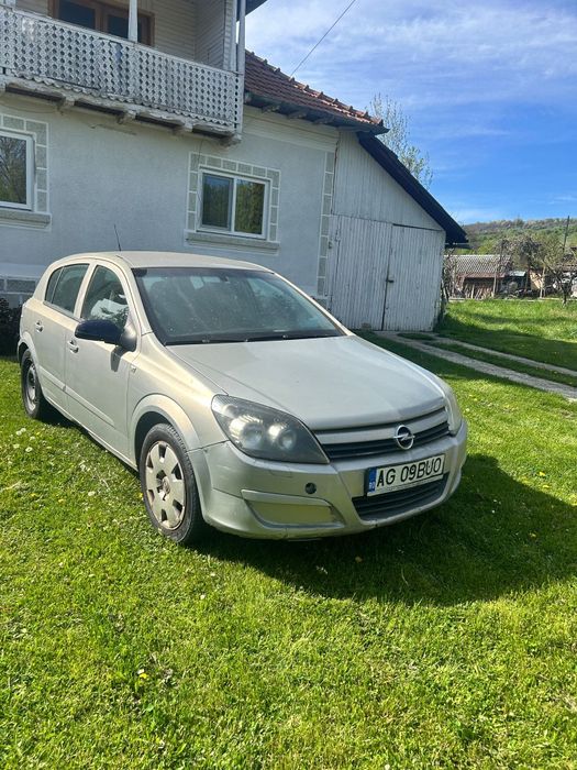 Vand Opel Astra Hatchback