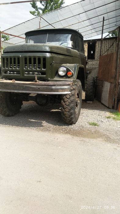 Zil 131 sotiladi minishga tayyor