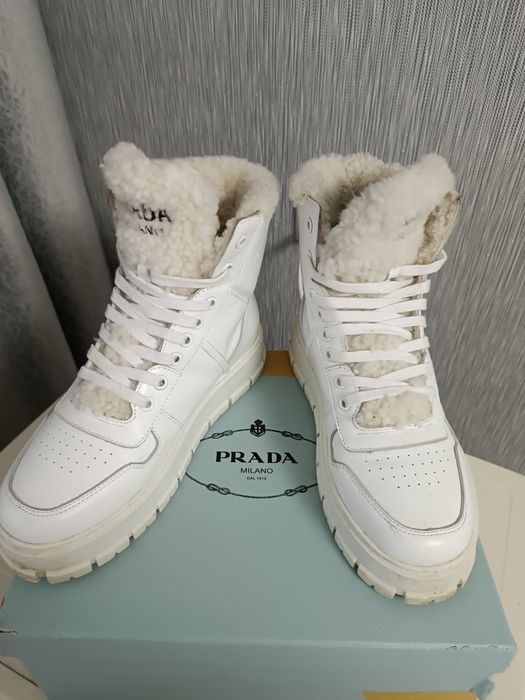 Зимние кроссовки Prada
