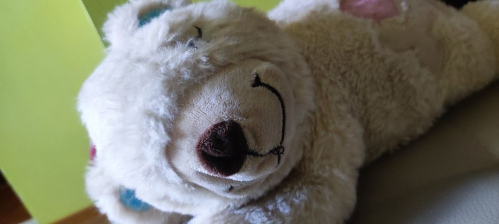 Плюшен мечок с тупкащо сърце