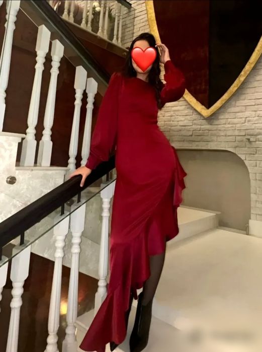 Срочно продается элегантное платье