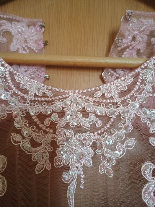 Официална дълга розова рокля