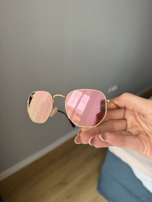 Нови Очила RAY-BAN с розов оттенък