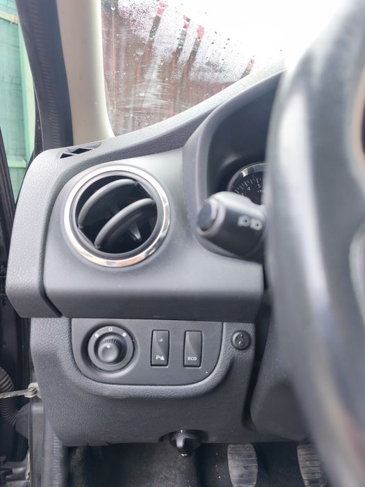 Vind Dacia Logan 0.9 2016