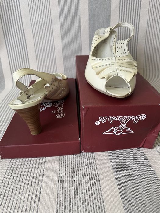 Босоножки. Кожа. Размер 40